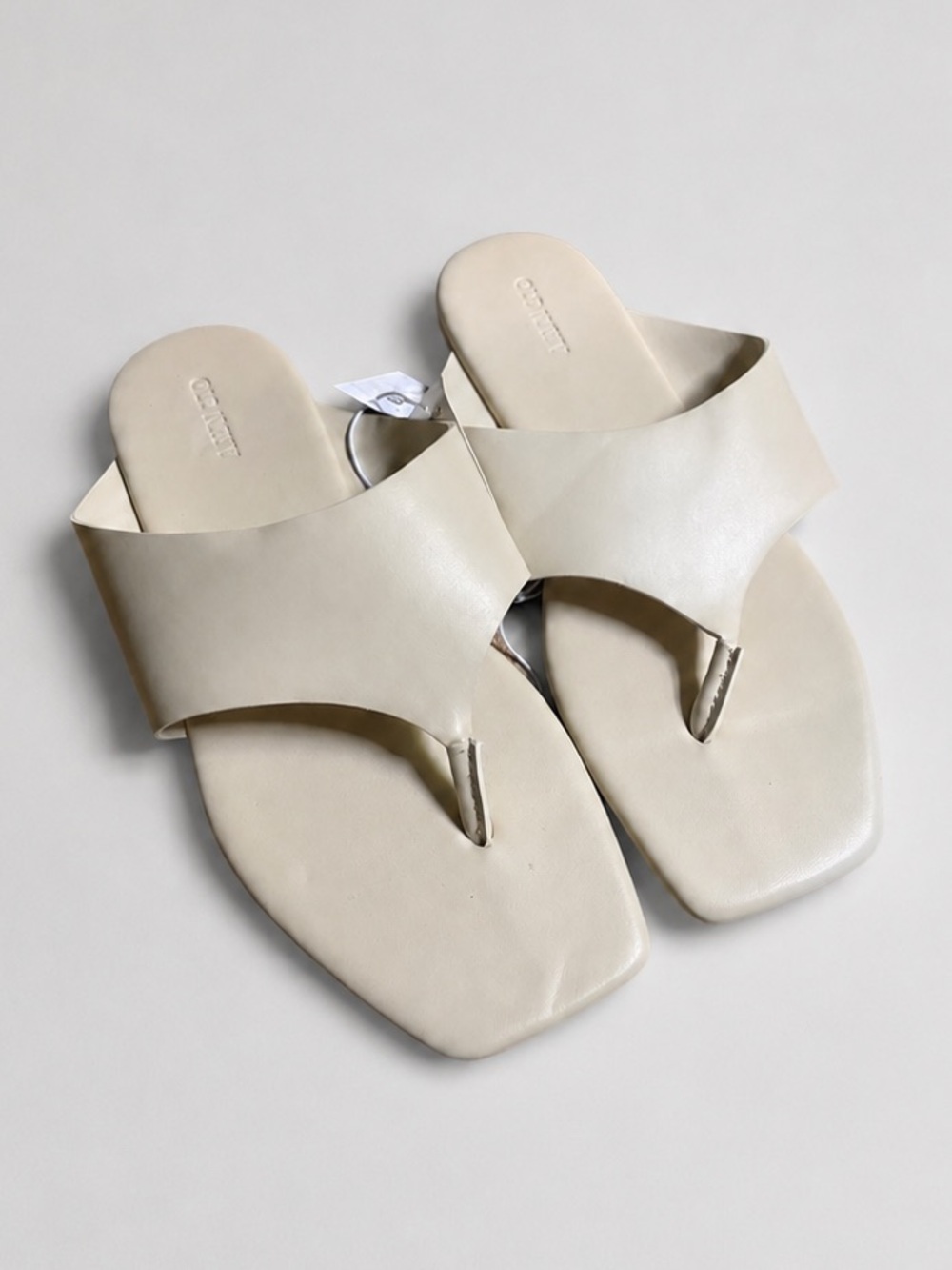 Old Navy Cream Toe-Post Slide Sandals for Women